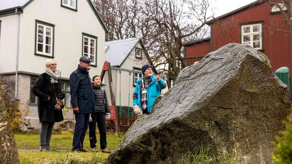 Tour a piedi del folklore di Reykjavik: incontra gli elfi, i troll e i fantasmi dell'Islanda