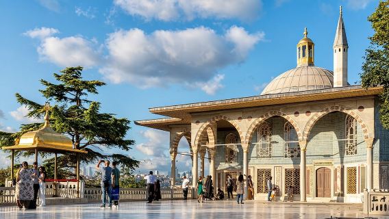 Topkapi Palace and Harem Guided tour with Skip-the-Line Tickets