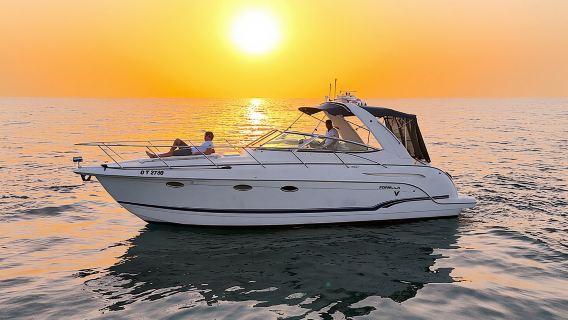 Dubái: Crucero privado en yate de 34 pies