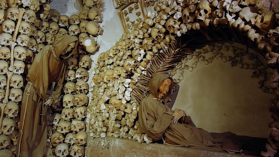 Catacombs and Capuchin Crypt Guided Tour with Transfer