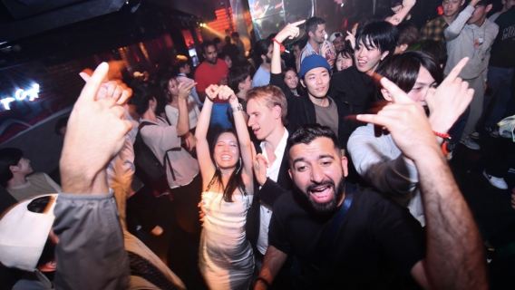 Osaka Shinsaibashi: CRAZY LAND by CHEVAL Unlimited Drinks + Admission Ticket (Exclusive for Foreign Visitors)