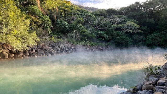 Small-Group: Beitou and Yangmingshan Day Tour from Taipei