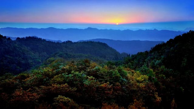 【純玩】恩施坪壩營國家森林公園一日遊【雞公山+四洞峽】