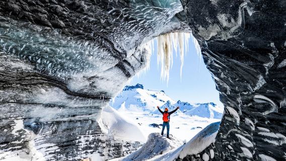 Dari Vik: Tur Kelompok Kecil Gua Es Katla