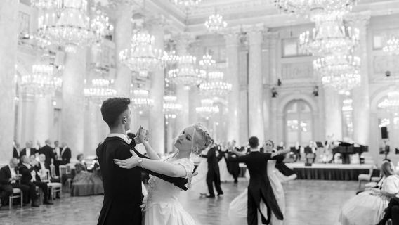 Wien: Walzer in die Ballsaison