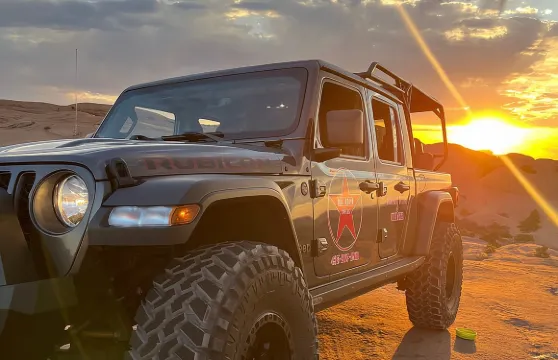 精彩刺激的摩押腹地越野導覽之旅！ ！ ！