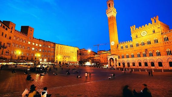 Afternoon in Siena and Chianti Wine Tour with Dinner from Florence