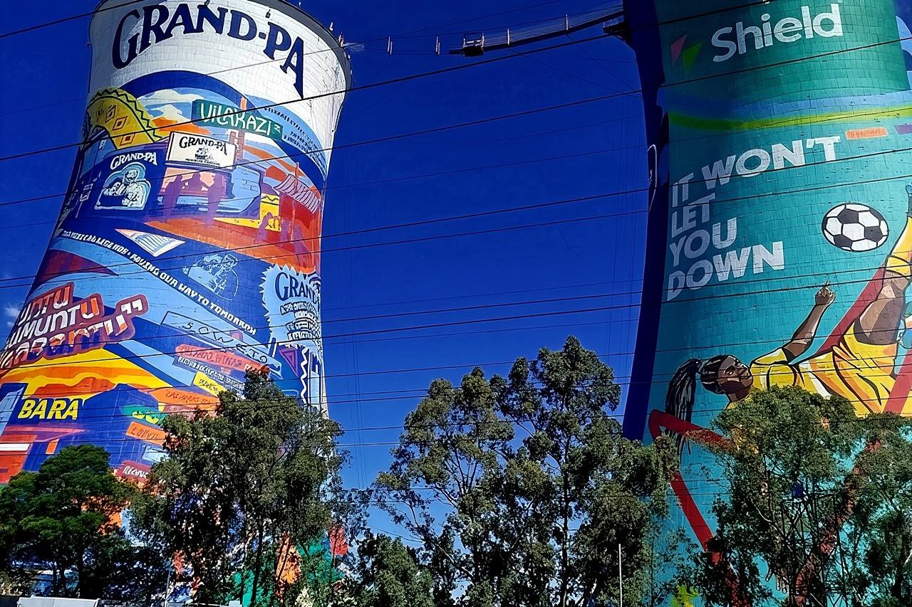 Johannesburg Full-Day Tour(Soweto/Jo-Burg & Apartheid Museum)