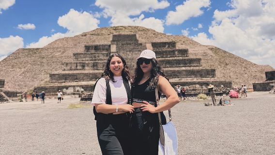 Tour privato di Teotihuacan, colazione in grotta e trasporto