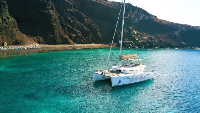 Santorini Private Catamaran Cruise with BBQ, Open Bar & Transfers