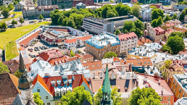 Luxury Day Trip to Tallinn with superior cabin VIP guide and lavish buffet