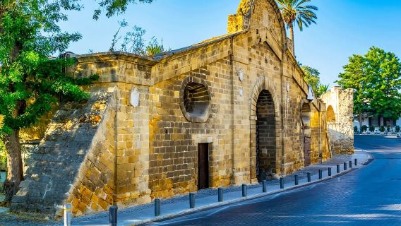 Dari Ayia Napa: Nicosia, Ibu Kota Terakhir yang Terbagi - Polandia