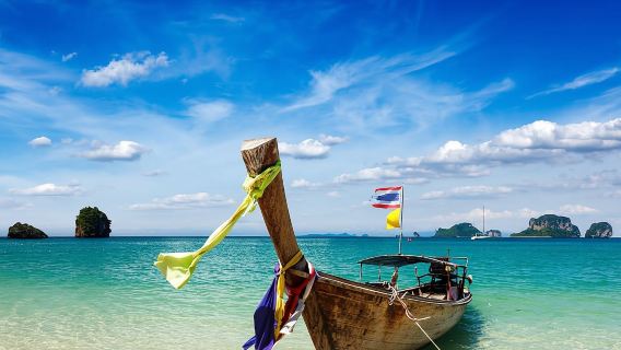 จากเกาะพีพี: พีพี, พื้นที่อ่าวมาหยาโดยเรือหางยาว