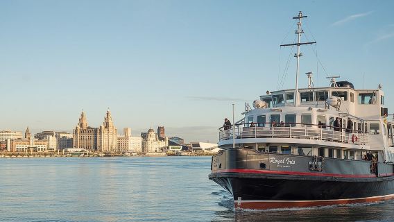 Liverpool: River Cruise & Sightseeing Bus Tour