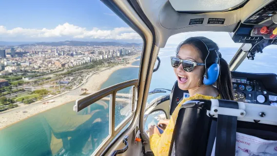 One-day tour to Gothic Quarter + Old Port + San Felipe Neri Square in Barcelona, ​​Spain