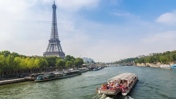 Crociera panoramica sul fiume Senna con La Marina, nave con vetrate, opzione pranzo o cena