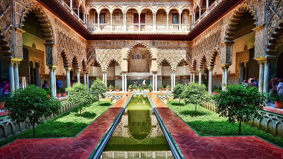 Visita guidata dell'Alcazar, della Cattedrale e della Giralda con biglietti prioritari