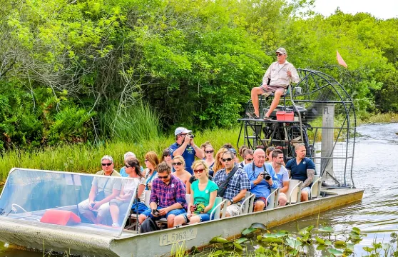 大沼澤地氣墊船探險之旅（含交通）
