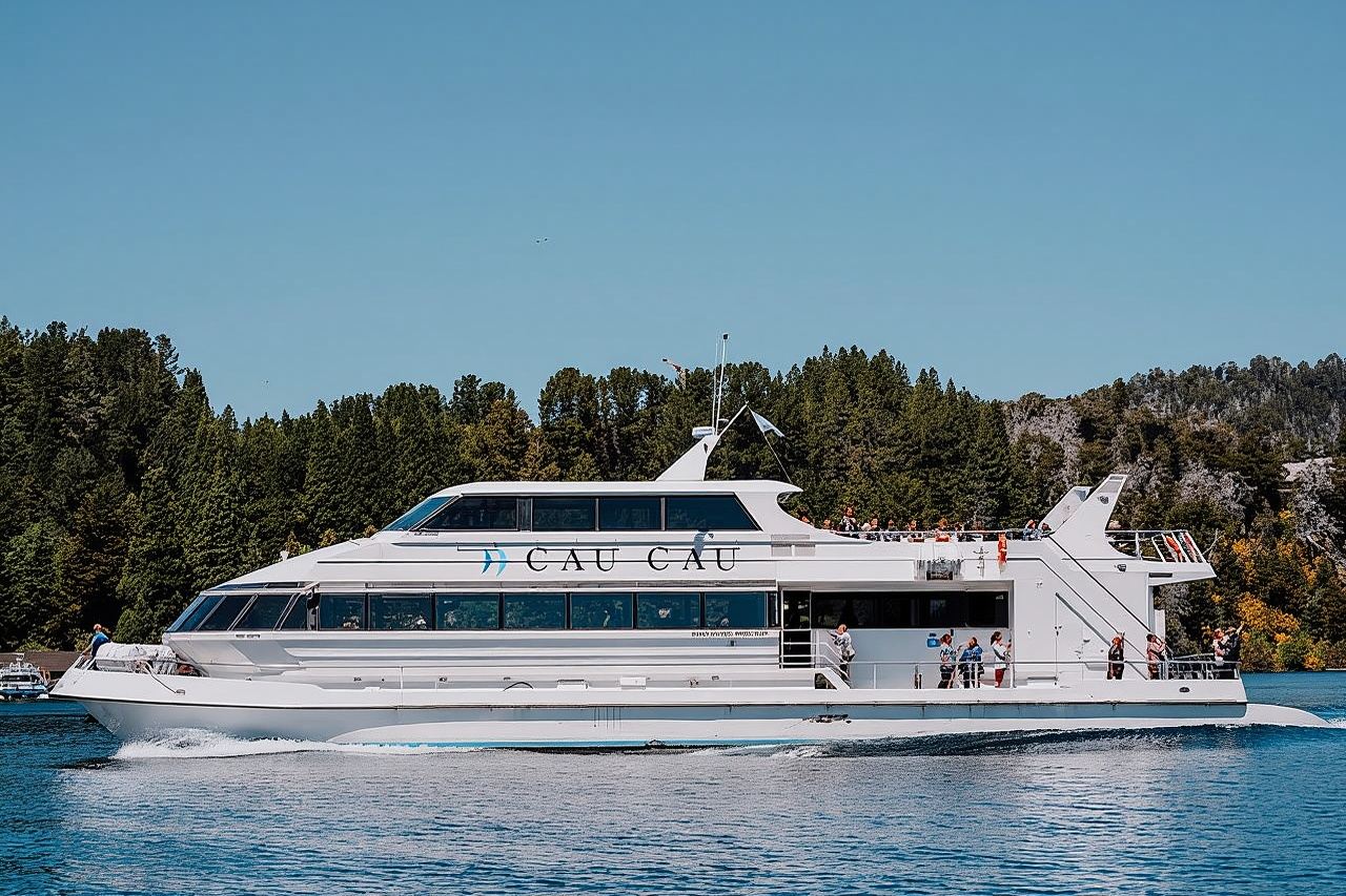 ป่าอาร์รายาเนสกับเกาะวิกตอเรีย