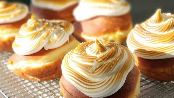 Food tour of the Lower Garden District in New Orleans