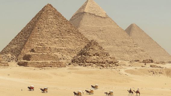 Pyramiden von Gizeh, Sphinx, Stufenpyramide von Sakkara, Stadt Memphis