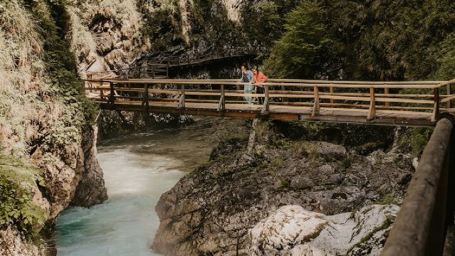 Pengalaman Terbaik di Ngarai Vintgar dengan Mencicipi Makanan (Panduan Mandiri)