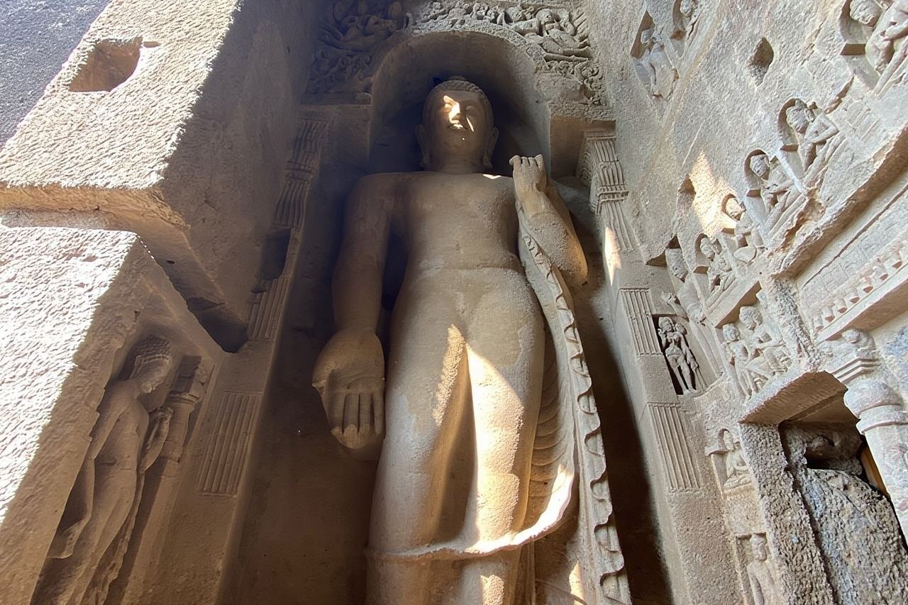  Private Guided Tour in Kanheri Cave with Transfers