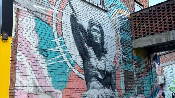 1 Tag in Chongqing: Kunstfabrik, Graffiti und beleuchtetes Hongya