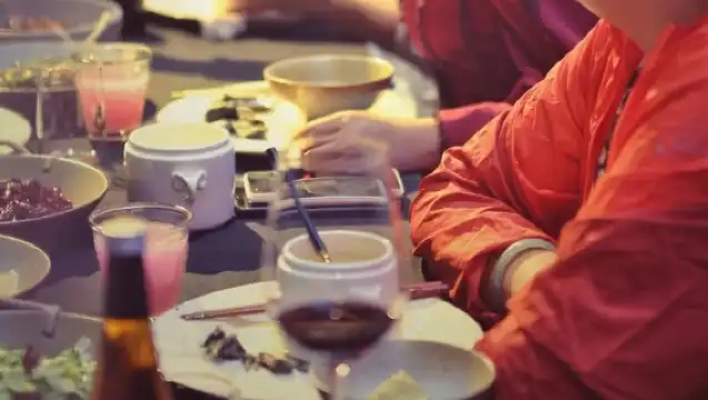 Eatwith共颯時刻-麗江-來雪山腳下的家一起談天說地打火鍋