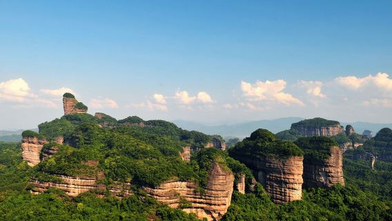 韶關丹霞山+含雙程纜車+賞丹霞秘境一日遊【私家小團上門接駁】