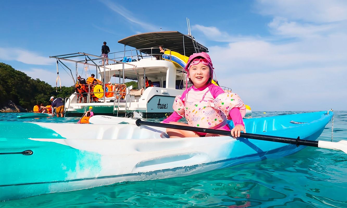 Tour di un giorno alle Isole Phi Phi, Koh Mai Thon e Koh Khai da Phuket, con la famosa Baia Maya