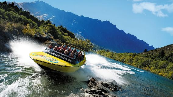 Expérience de bateau rapide sur la rivière Dart en Nouvelle-Zélande + aventure en pleine nature