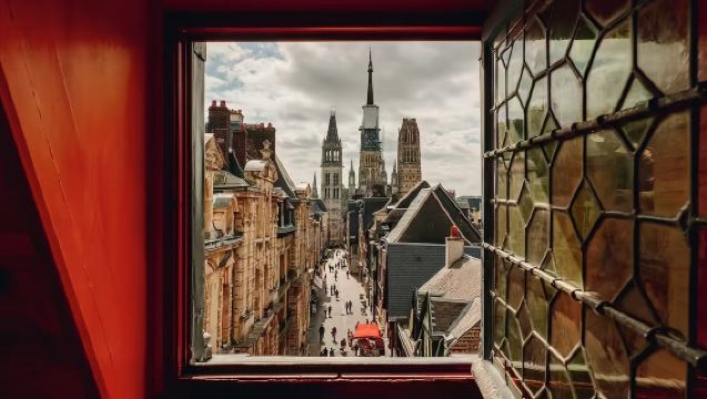 Sewaan peribadi klasik Paris pergi-balik ke ibu kota wilayah Normandy – Rouen