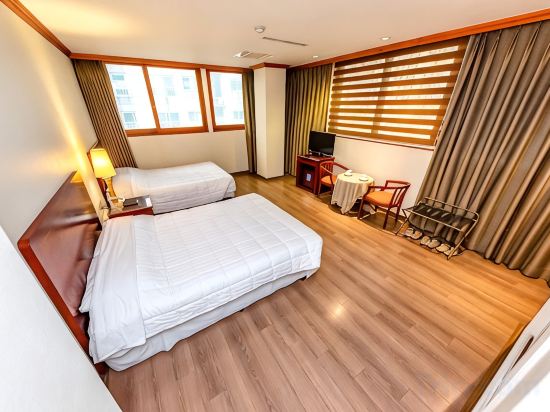 Hotel Samhaein Room Type - Deluxe Twin Room