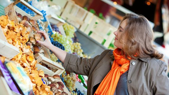 París Le Marais: Tour privado a pie de gastronomía y vinos franceses