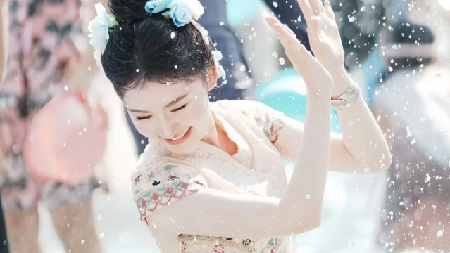 西雙版納傣族園一日遊【12:30晚出發/無購物/潑水狂歡】