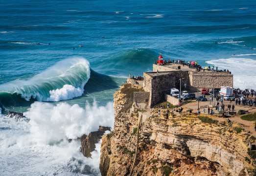 Three Cities in One Day: Porto, Nazare and Obidos from Lisbon