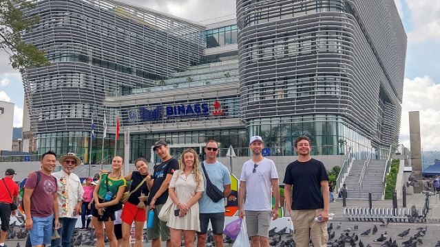 ฉันคือเดฟและมาค้นพบสิ่งที่ดีที่สุดในซานซัลวาดอร์ไปกับฉัน