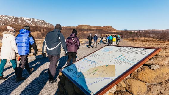 Da Reykjavik: Circolo d'Oro e motoslitta sui ghiacciai