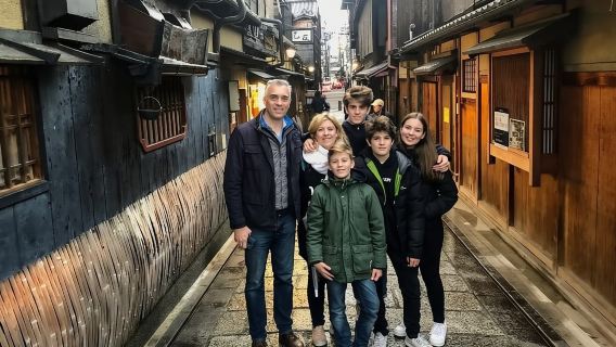 Kyoto: Incontra la Geisha Maiko con il tour a piedi di Gion