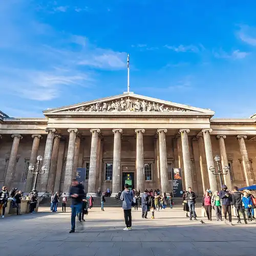 大英博物館の見どころ：古代エジプト、サットン・フー、さらに表示