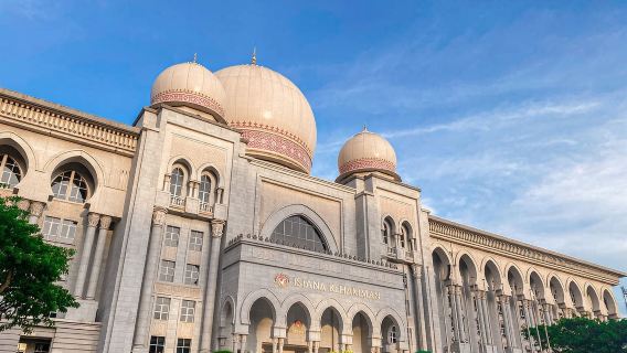 Ab Kuala Lumpur: Halbtägiger Tagesausflug zur Rosa Moschee in Putrajaya mit Bootsfahrt inklusive Transfer