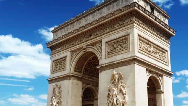 法國巴黎-埃菲爾鐵塔-凱旋門+羅浮宮博物館【中文包車自由行】