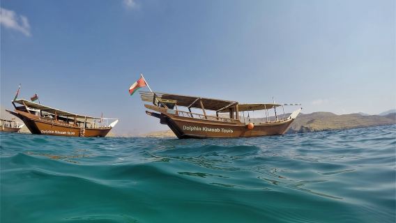 Khasab: Cruise Dhow Setengah Hari dengan Menonton Lumba-lumba