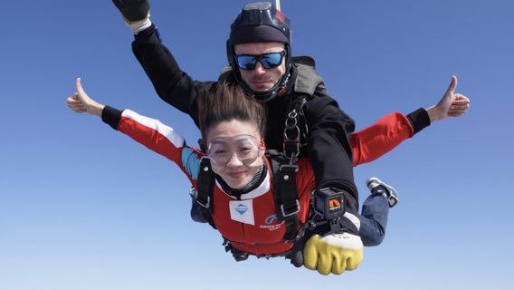 廣東陽江海陵島高空雙人跳傘【4000米自由落體+專業高清視頻拍攝+視頻剪輯】