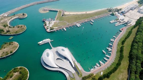 海南萬寧石梅灣國際遊艇會48尺進口遊艇包船出海【浮潛~海釣~KTV~浮毯｜私家遊艇派對·生日·求婚·DJ轟趴】