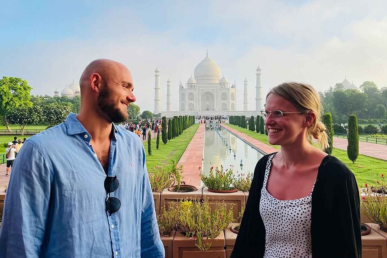 Taj Mahal and Agra Private Car Tour from Delhi with 5* Lunch