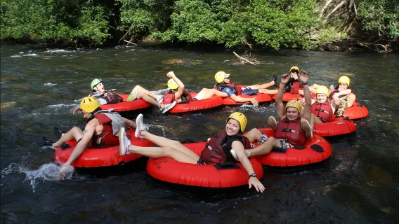 Rafting con gommoni sul fiume Mulgrave/Barron Gorge a Cairns, Australia (trasferimento incluso dal centro città)