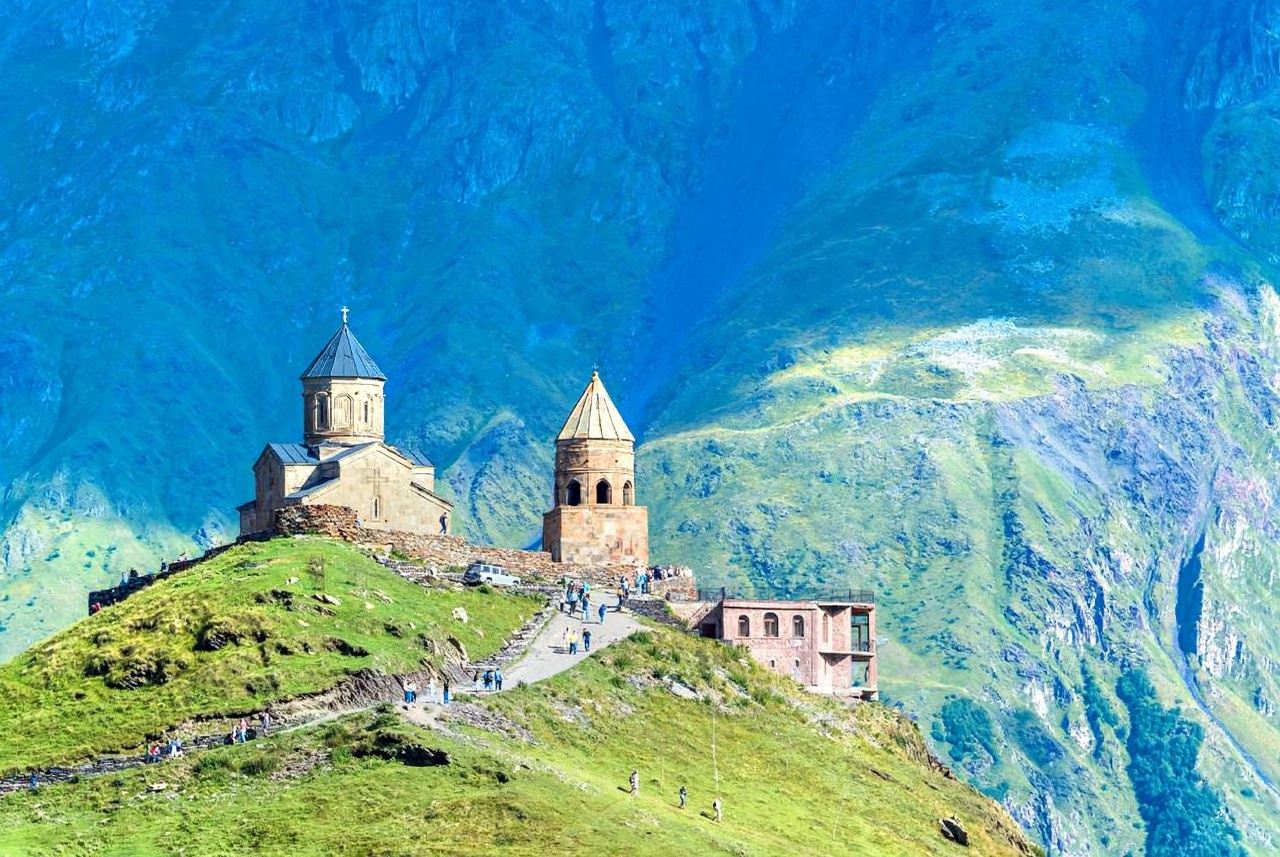 喬治亞+第比利斯+阿娜努日要塞+斯提潘茨明達聖三一教堂一日