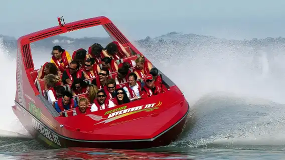 ประสบการณ์ล่องเรือเจ็ทโบ๊ทที่โอ๊คแลนด์ นิวซีแลนด์ 98439